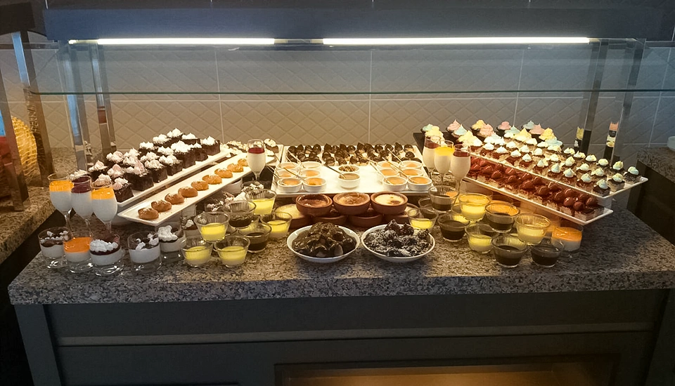 هتل آیما بیچ ریزورت کوش آداسی